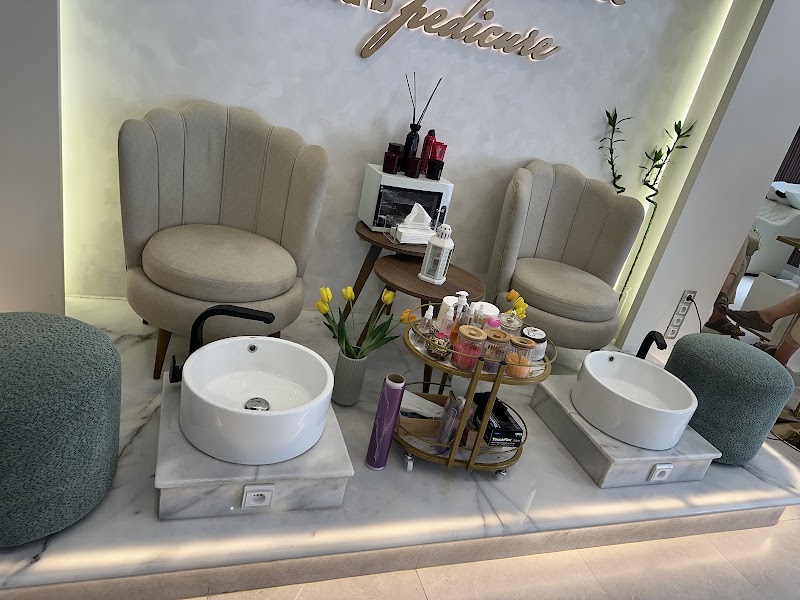 So Ladies Spa Beauty Center